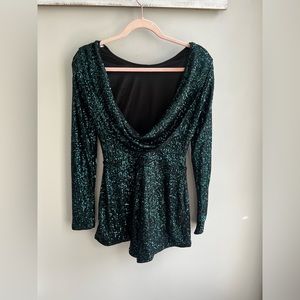 Lulus dark black/green romper with drop back! Perfect for Eras tour reputation